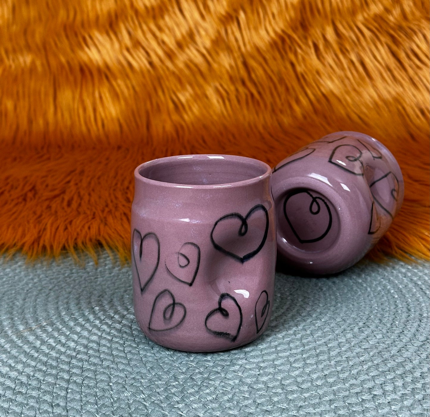 Heart Doodle Thumb Cup: Dark Coral