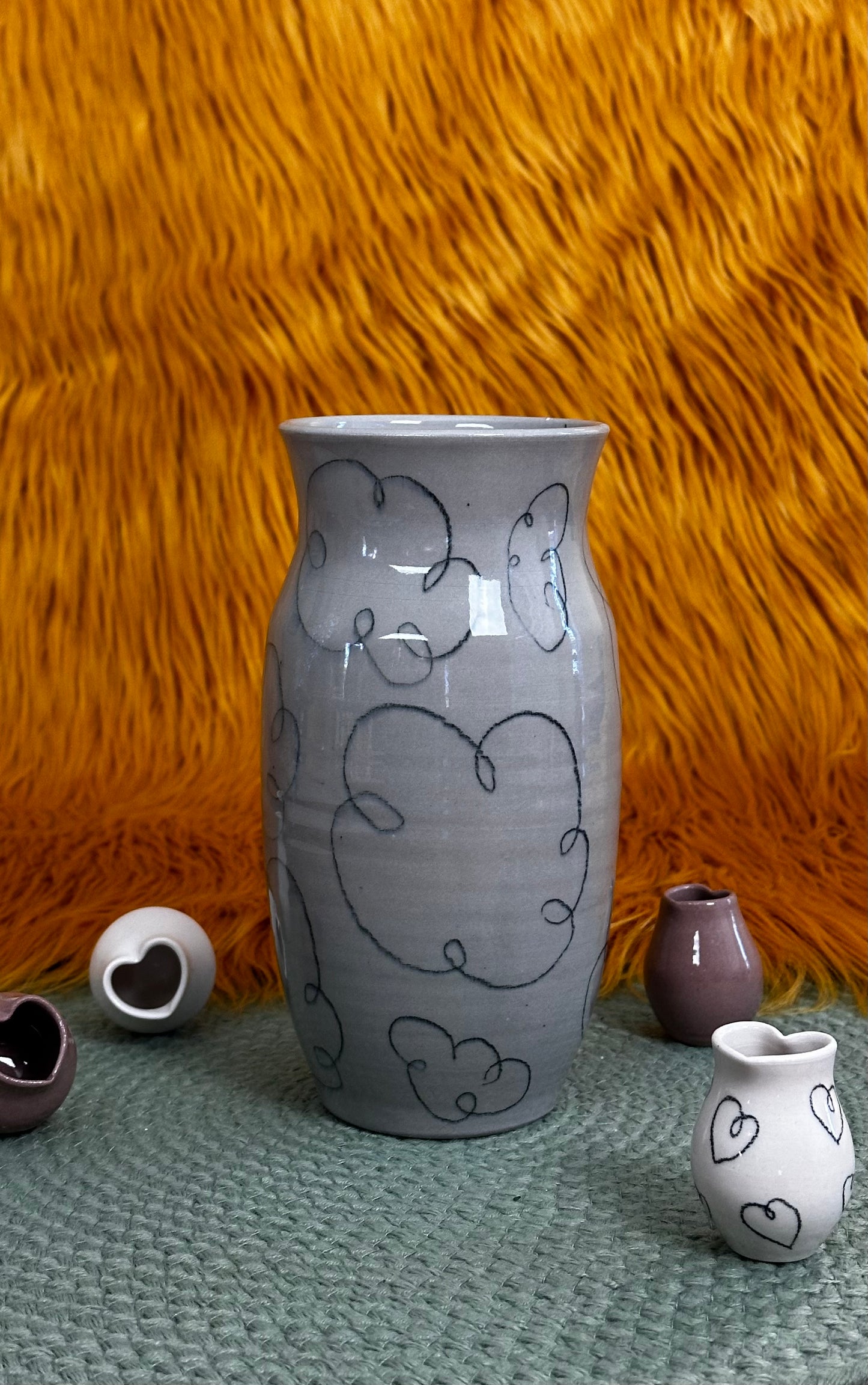 Cloud Scribble Vase: Light Gray 5