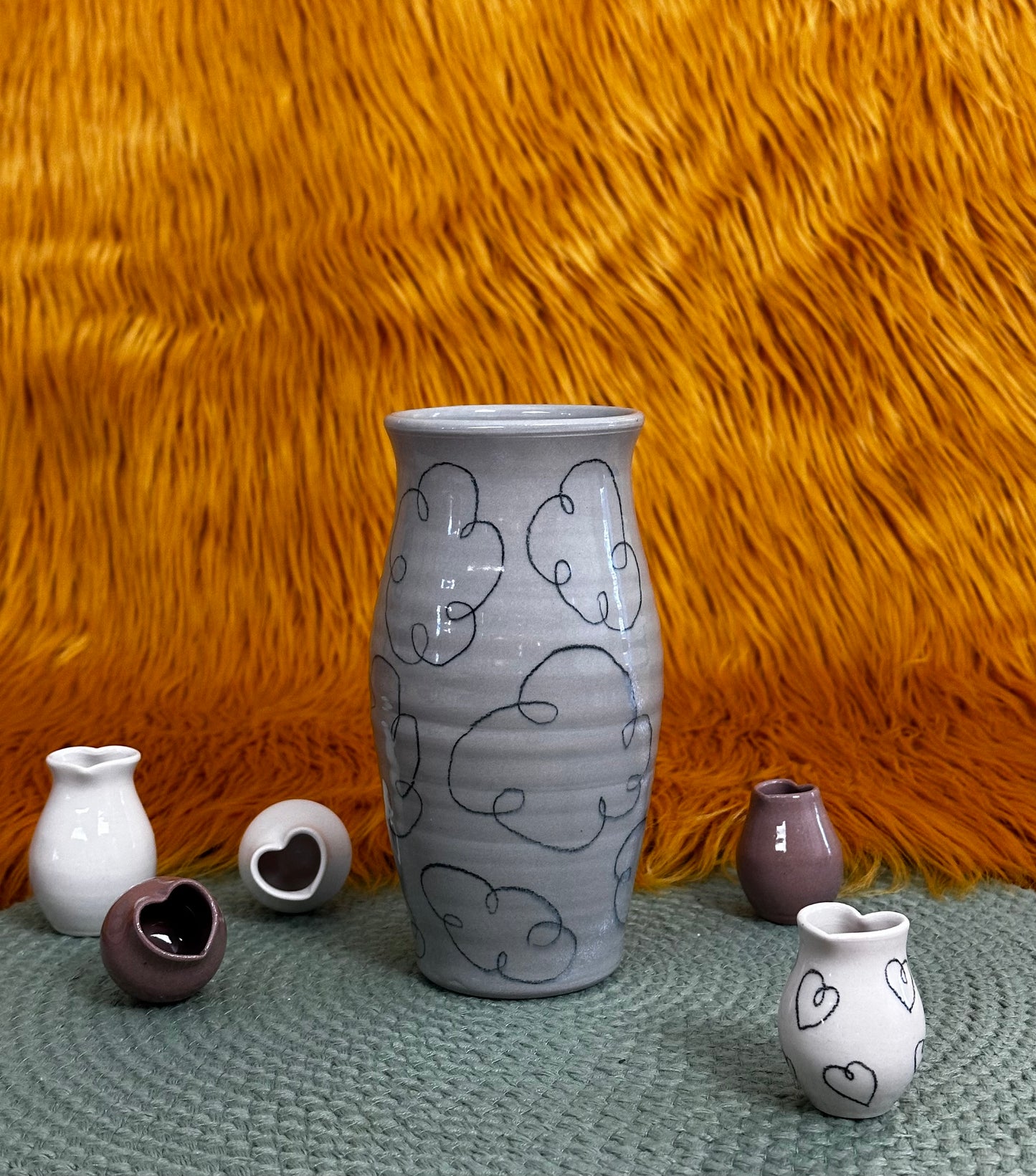 Cloud Scribble Vase: Light Gray 6
