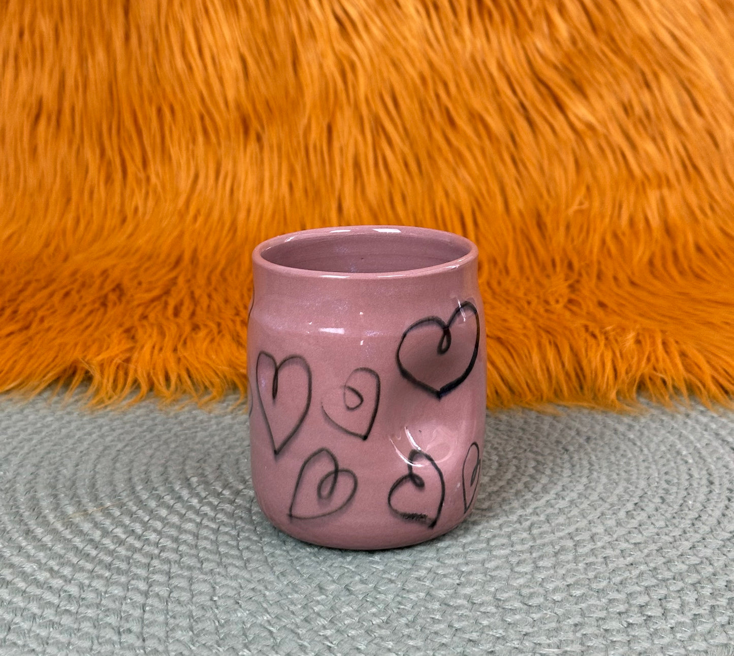 Heart Doodle Thumb Cup: Dark Coral