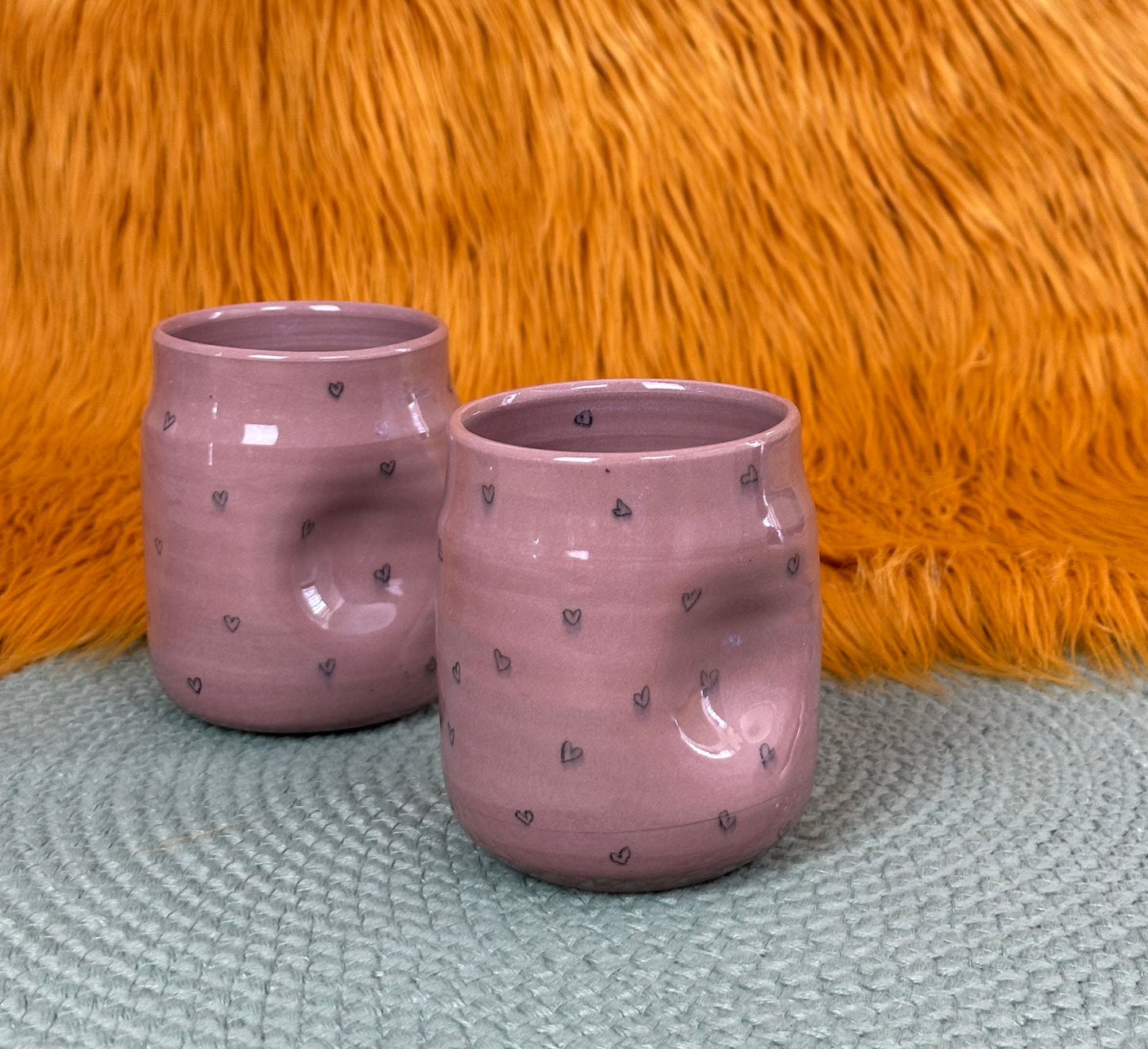 Mini Heart Sketch Thumb Cup: Dark Coral