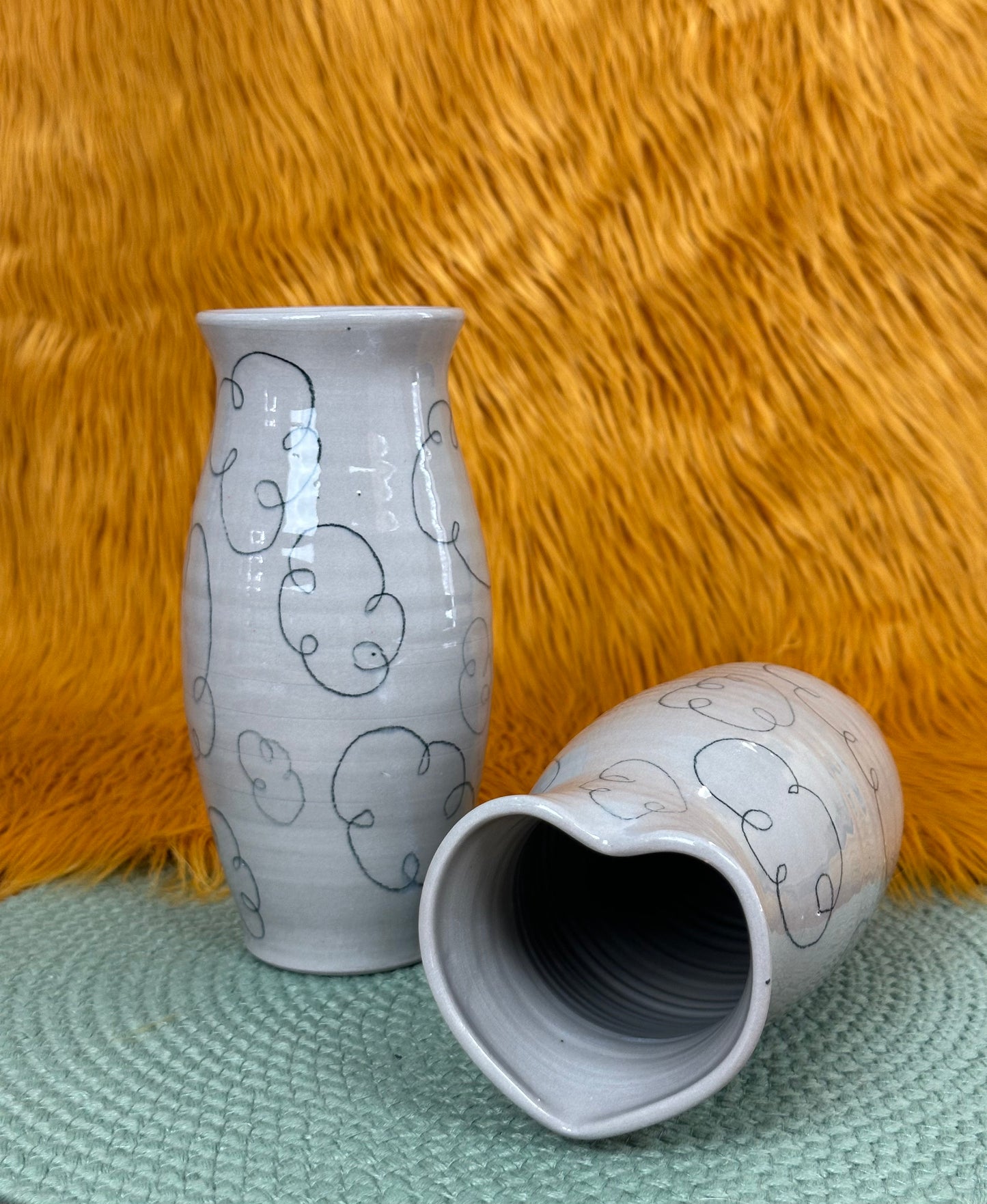 Cloud Scribble Vase: Light Gray Heart Rim