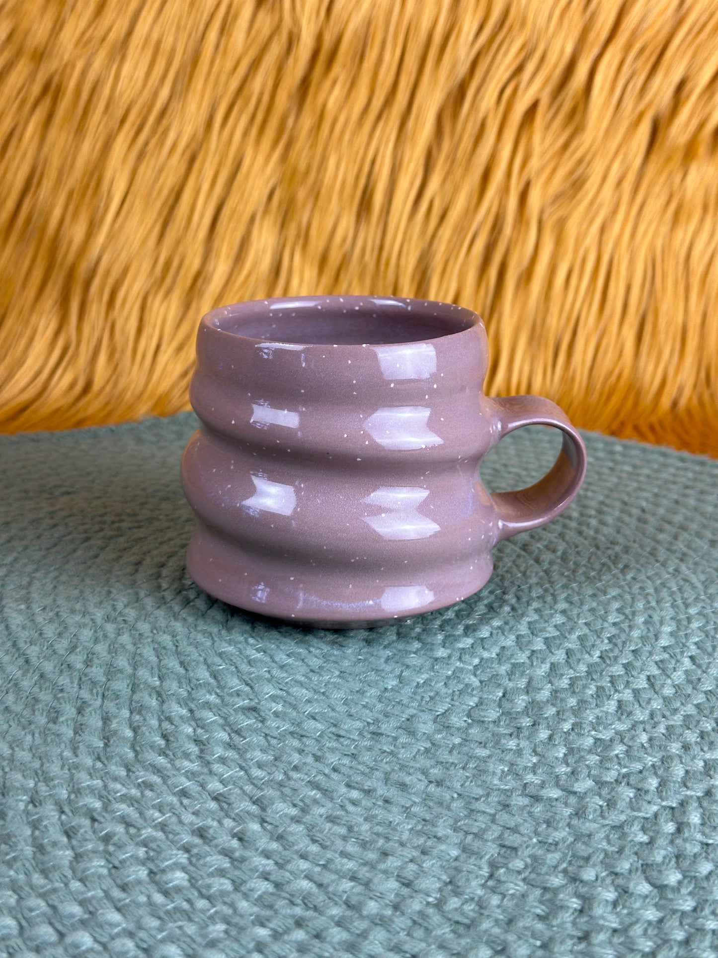 Spiral Short Mug, Speckled Coral